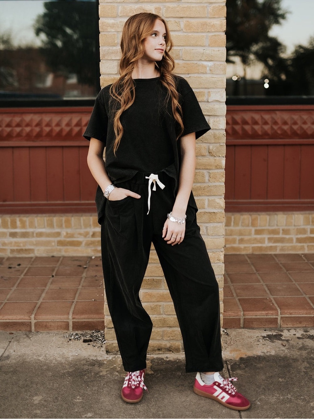 DAVI & DANI Black Wide-Leg Track Pants with White Drawstring